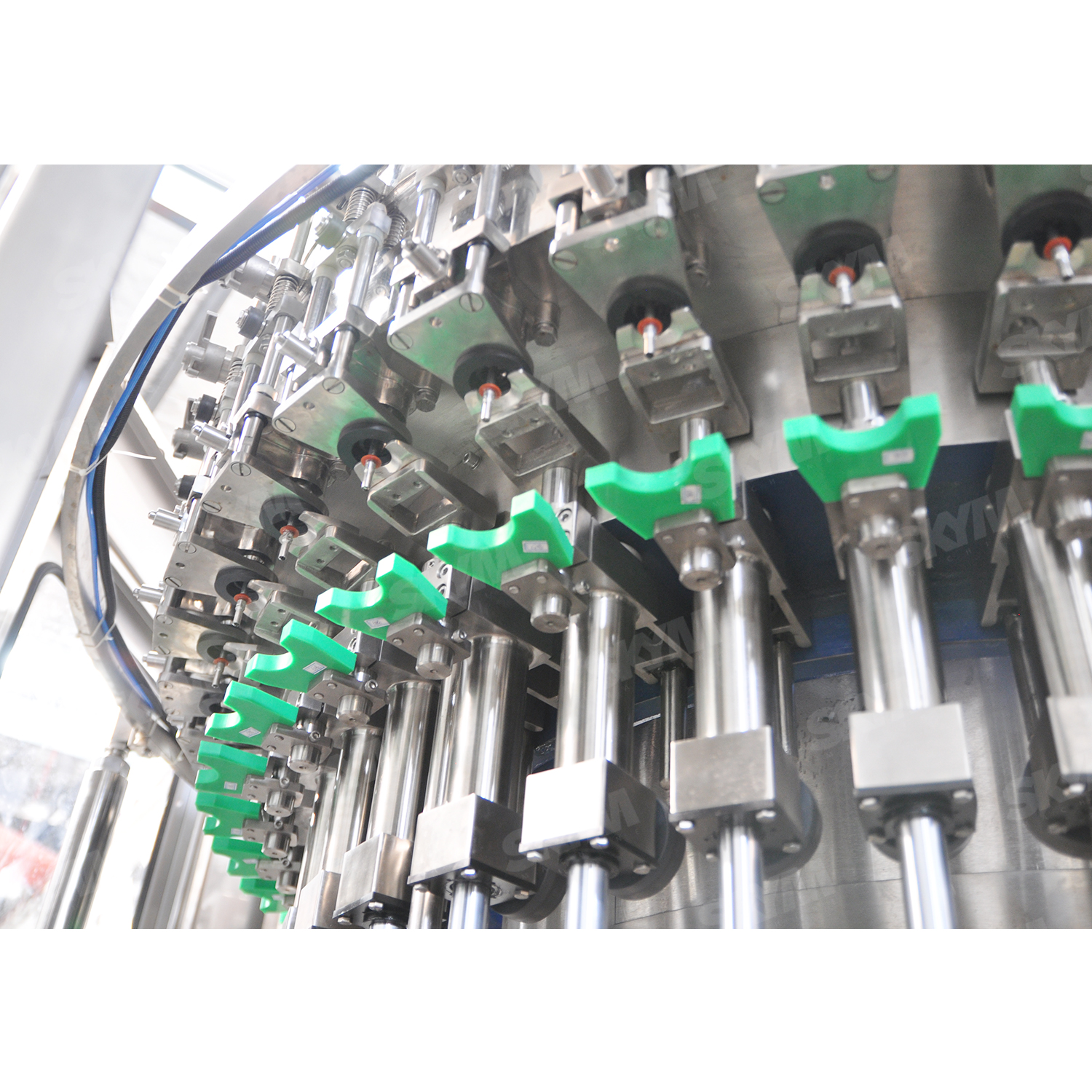 Máquina de llenado de botellas de alta capacidad 15000BPH para refrescos