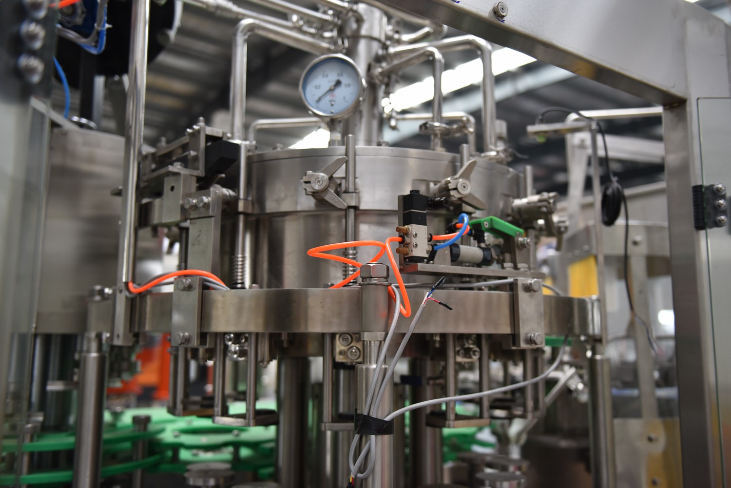 Línea de producción automática de botellas de vidrio de cerveza 8000BPH
